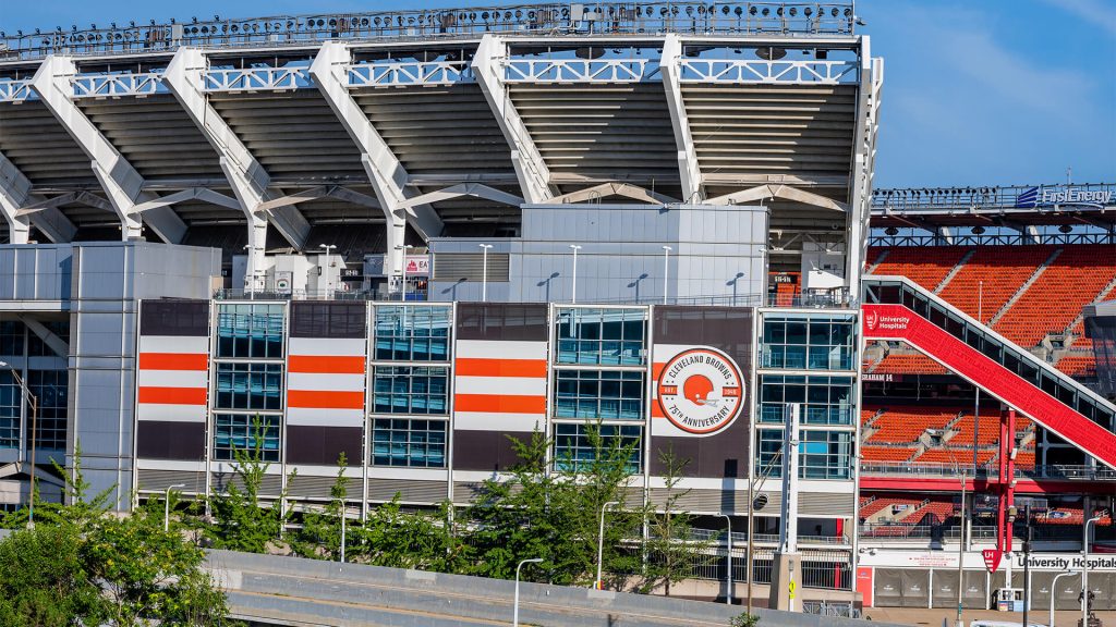 Cleveland Browns 75. Yıl Dönümü İçin Özel Formalarını Tanıttı | Korumalı Futbol Türkiye