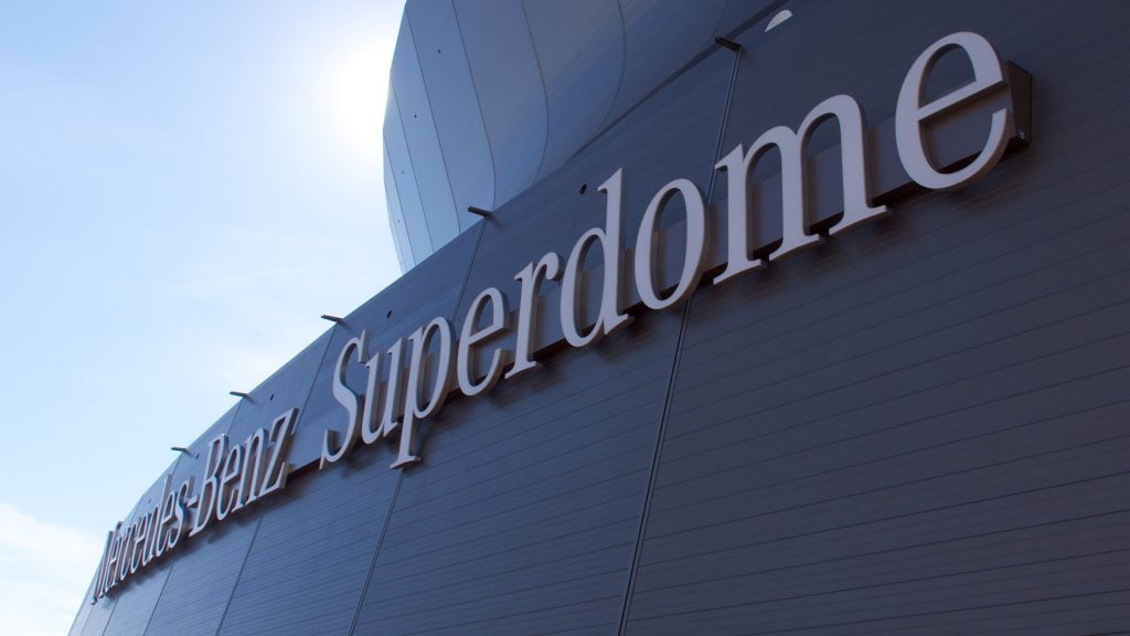 Mercedes-Benz Superdome'un Adı Değişti | Korumalı Futbol Türkiye